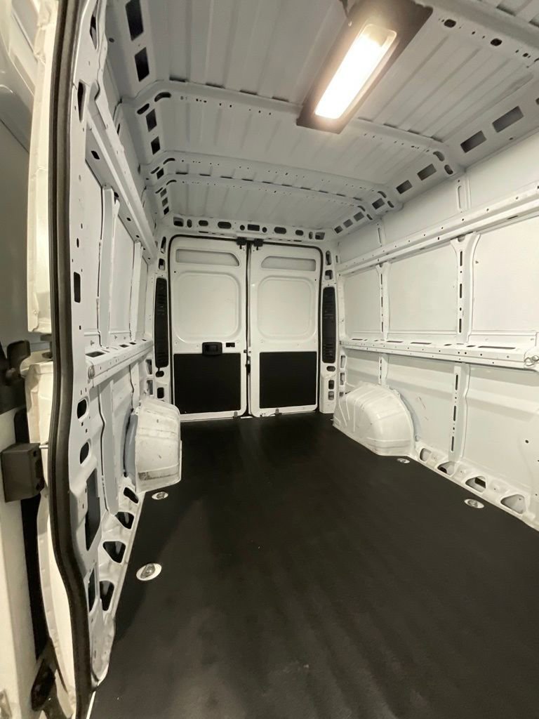 Used 2023 RAM ProMaster 2500 FWD image 15