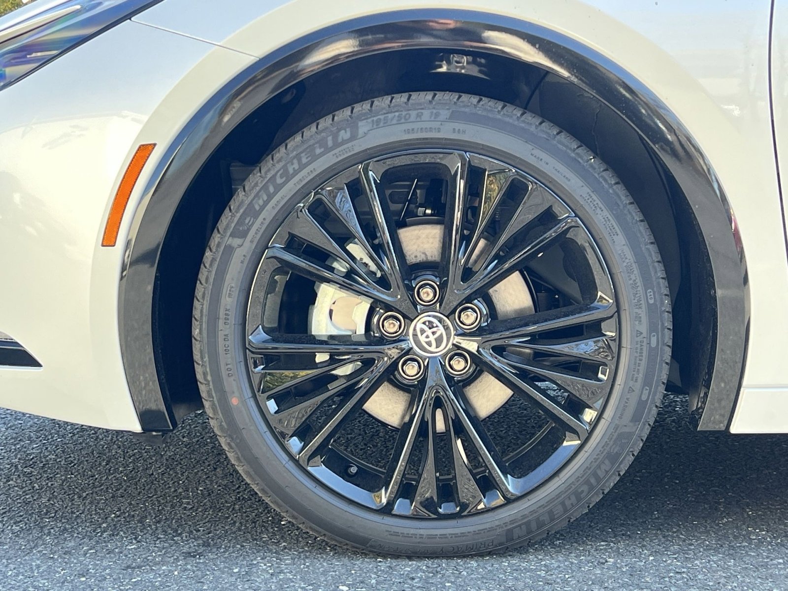 New 2026 Toyota Prius AWD image 5