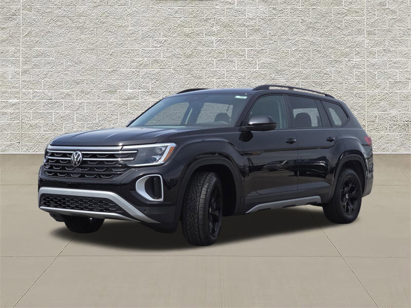 New 2026 Volkswagen Atlas Peak Edition AWD/4WD image 3