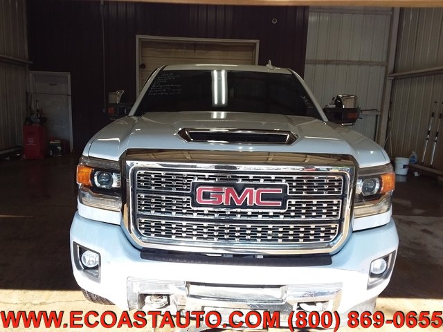 Used 2018 GMC Sierra 2500 Denali w/ Duramax Plus Package image 7