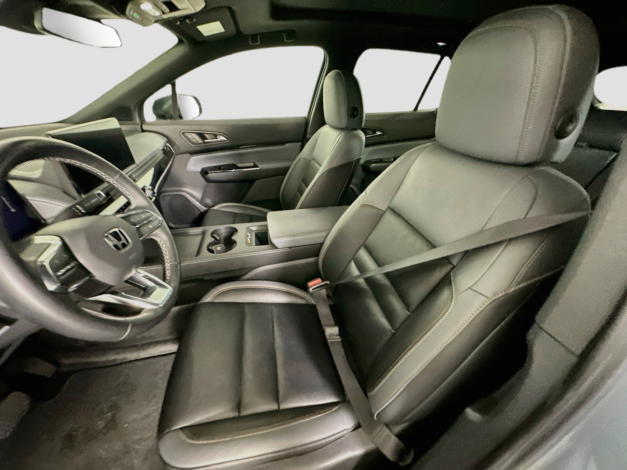 Used 2025 Honda Prologue Touring image 13