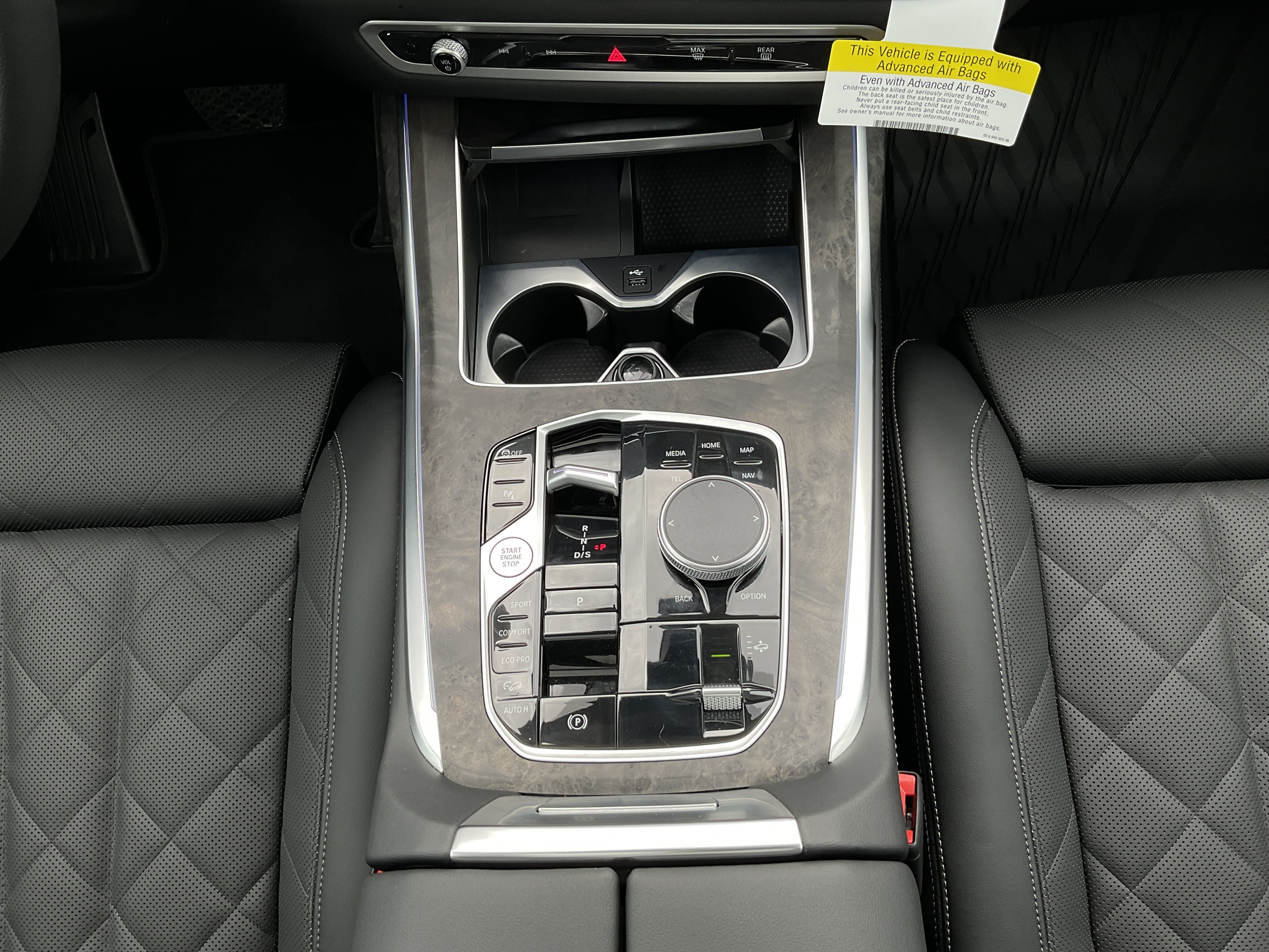 Certified 2026 BMW X7 xDrive40i w/ Premium Package AWD/4WD image 18