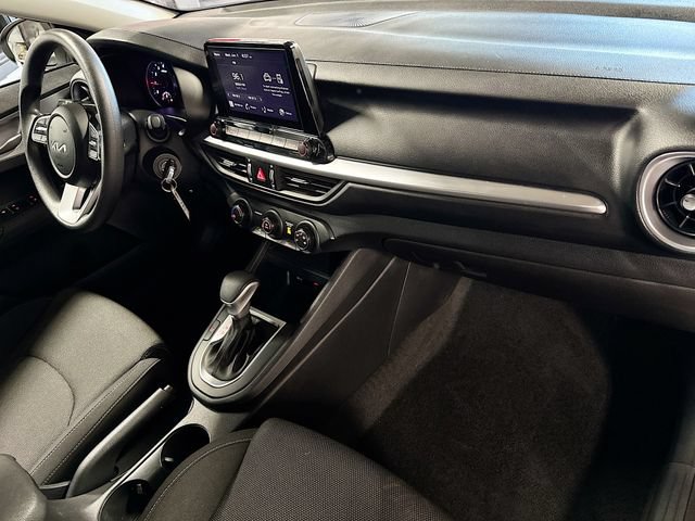 Used 2023 Kia Forte LXS w/ LXS Technology Package FWD image 27