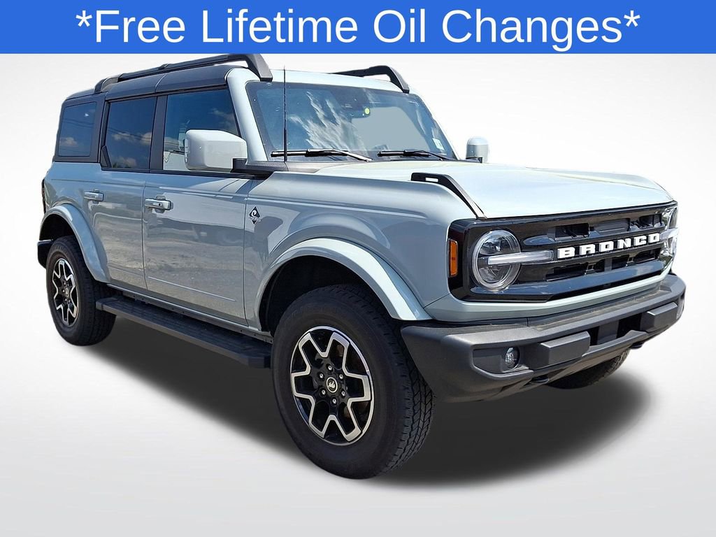 Used 2024 Ford Bronco Outer Banks AWD/4WD image 1