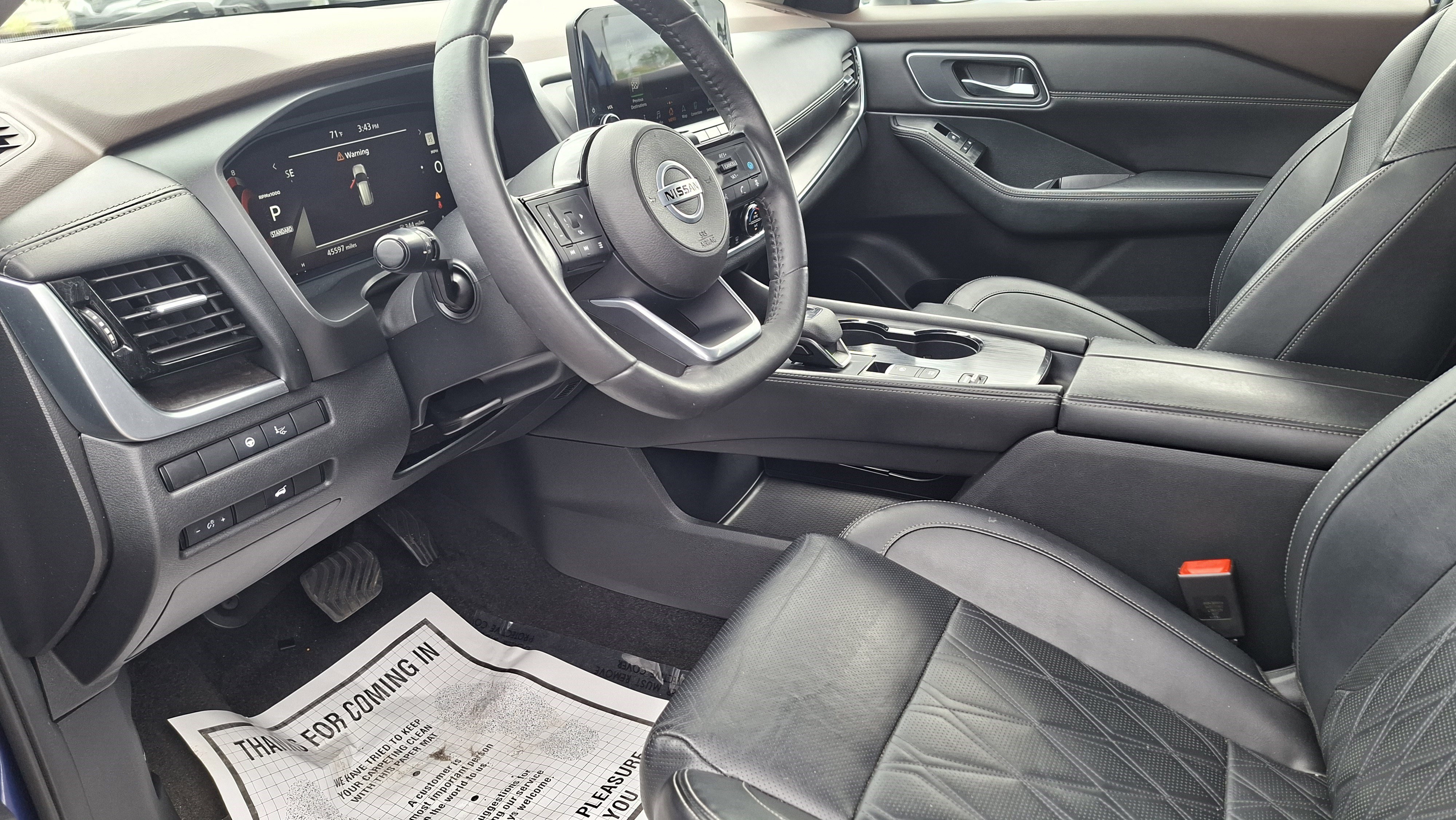 Used 2021 Nissan Rogue Platinum image 9