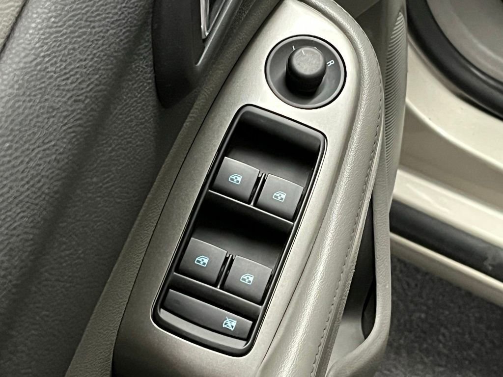 Used 2016 Chevrolet Malibu LS image 13