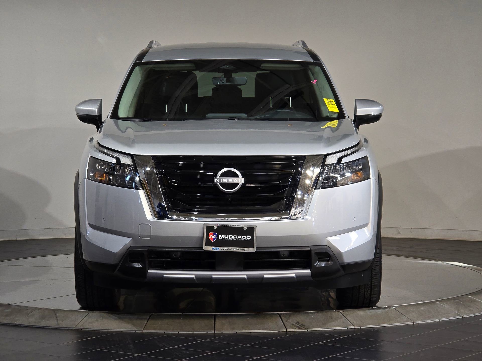 Used 2025 Nissan Pathfinder SL video 3