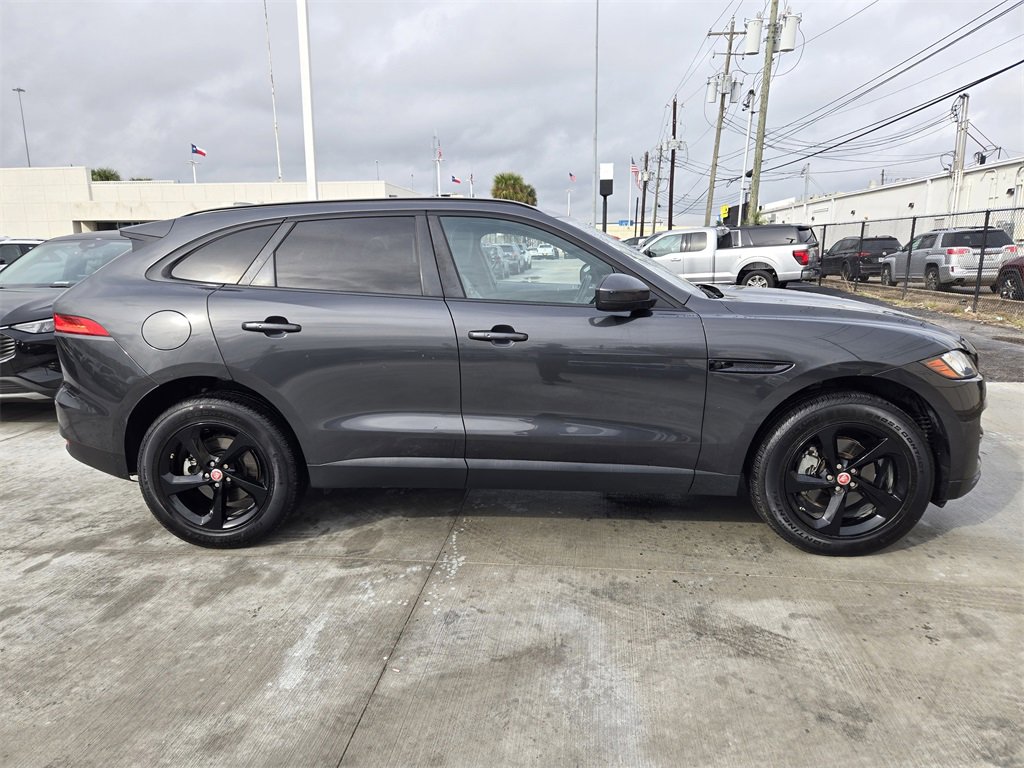 Used 2019 Jaguar F-PACE Premium image 4