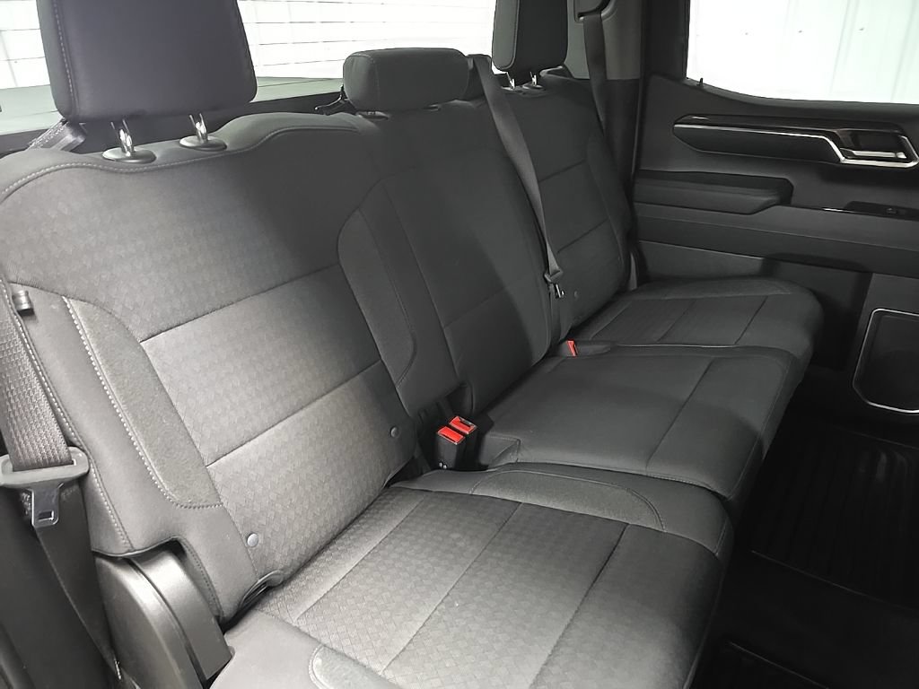 Used 2023 Chevrolet Silverado 1500 RST AWD/4WD image 19