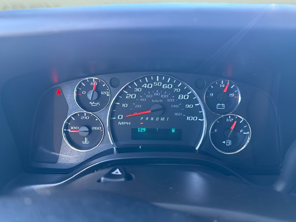 Used 2025 Chevrolet Express 3500 LT w/ LT Preferred Equipment Group RWD image 14