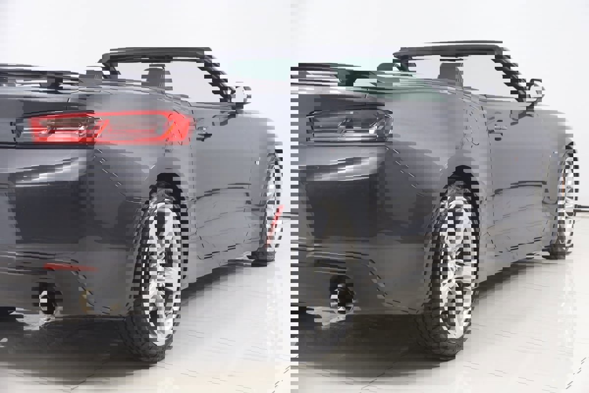 Used 2017 Chevrolet Camaro SS image 55