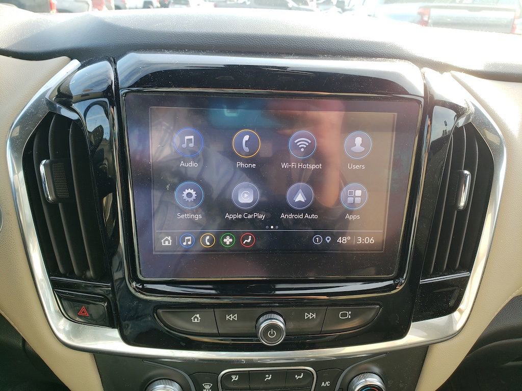 Used 2023 Chevrolet Traverse LT w/ LPO, Floor Liner Package image 21