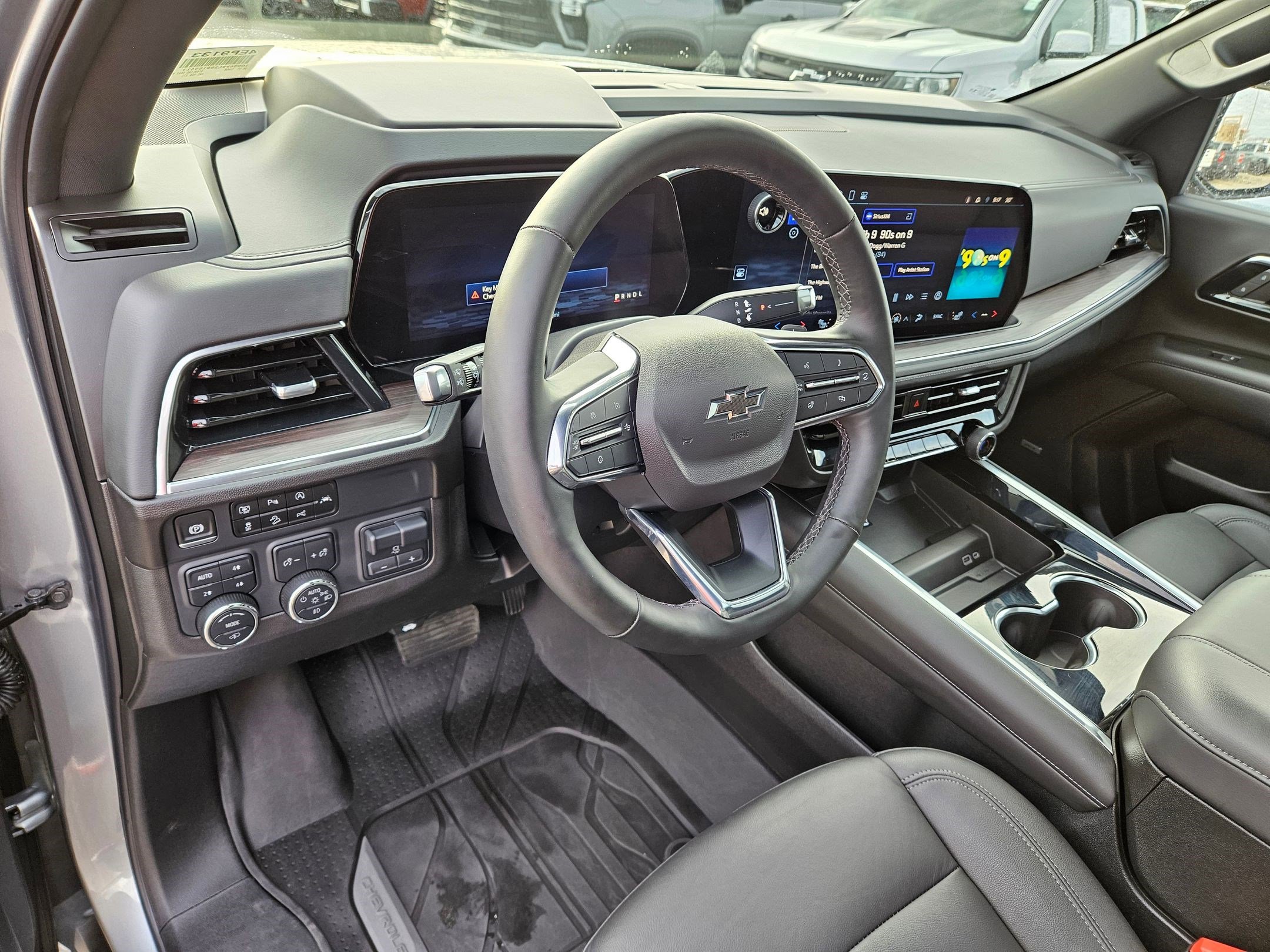 Used 2025 Chevrolet Tahoe Z71 w/ Z71 Off-Road Package image 12