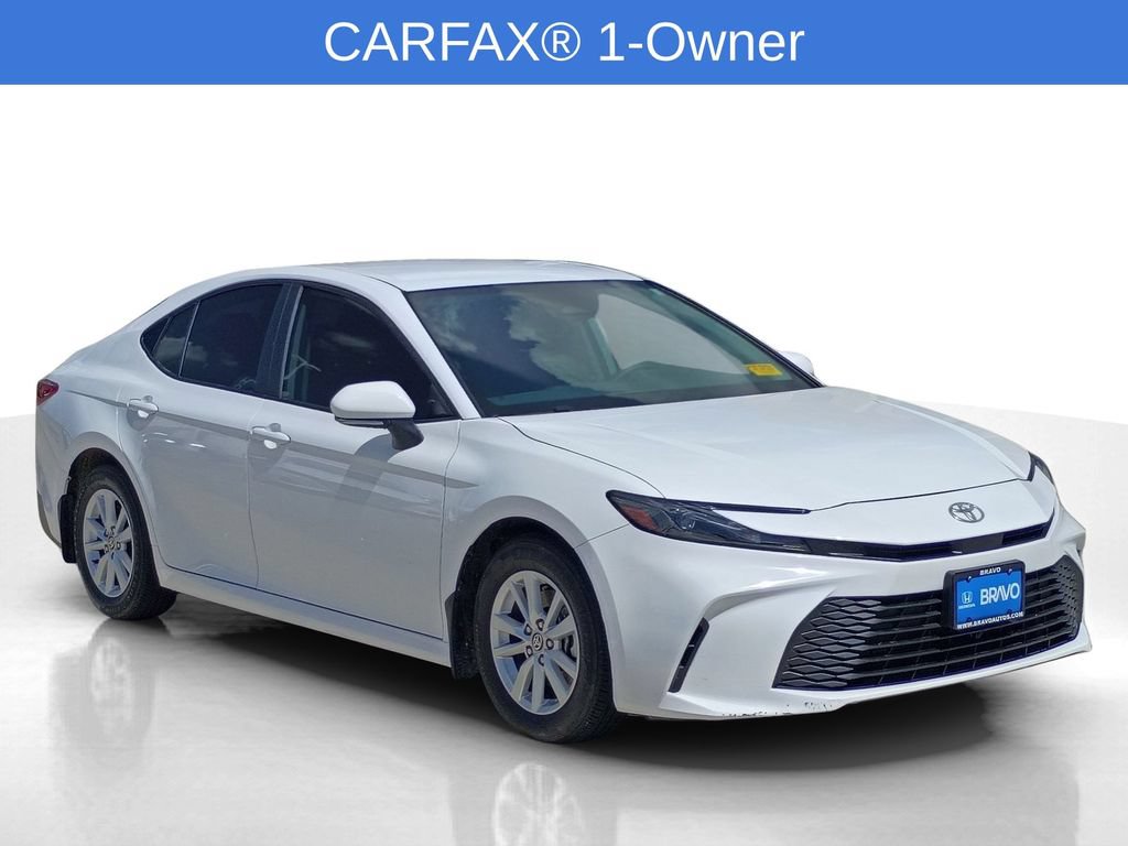 Used 2025 Toyota Camry LE FWD image 3