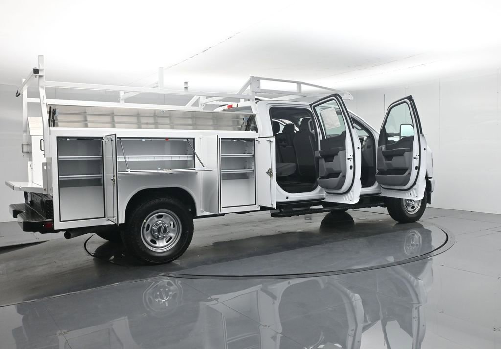 New 2026 Ford F350 XL w/ FX4 Off-Road Package AWD/4WD image 5