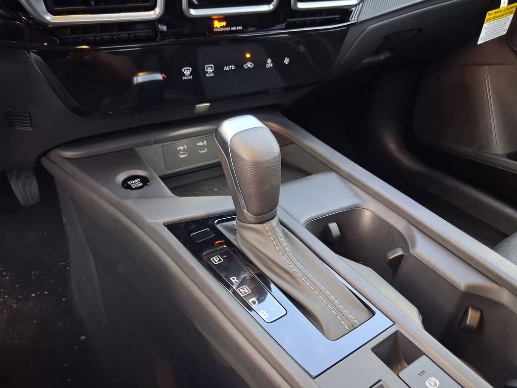 New 2026 Nissan Sentra SV w/ SV Convenience Package FWD image 9