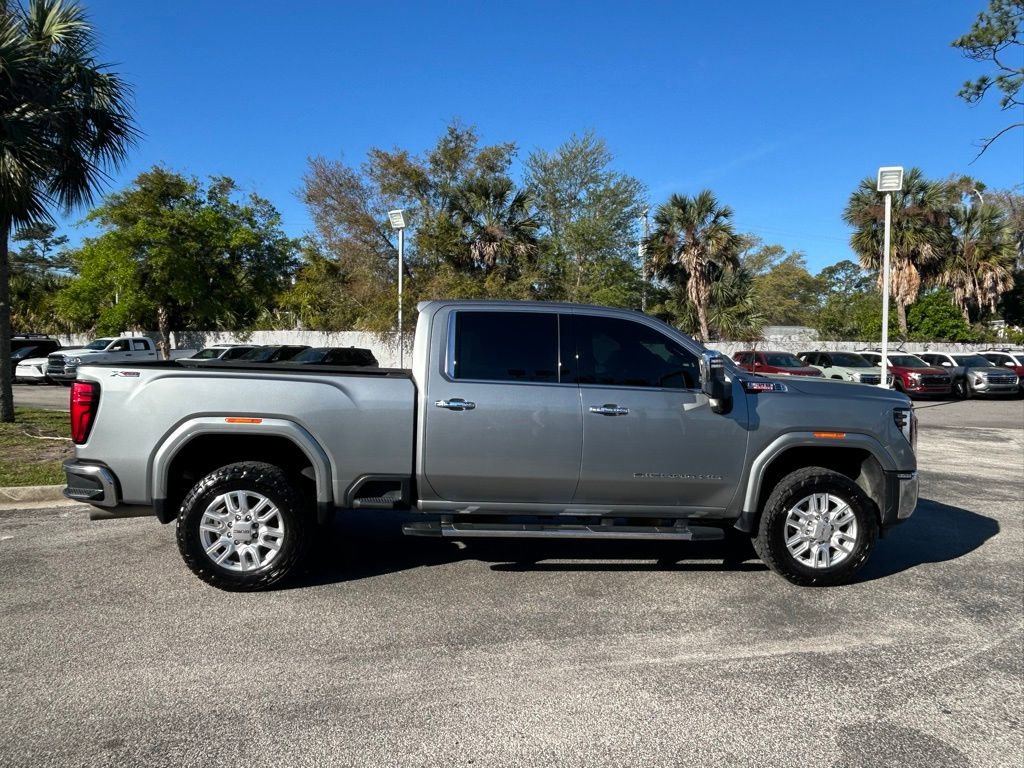 Used 2024 GMC Sierra 2500 SLT w/ SLT Premium Package image 8