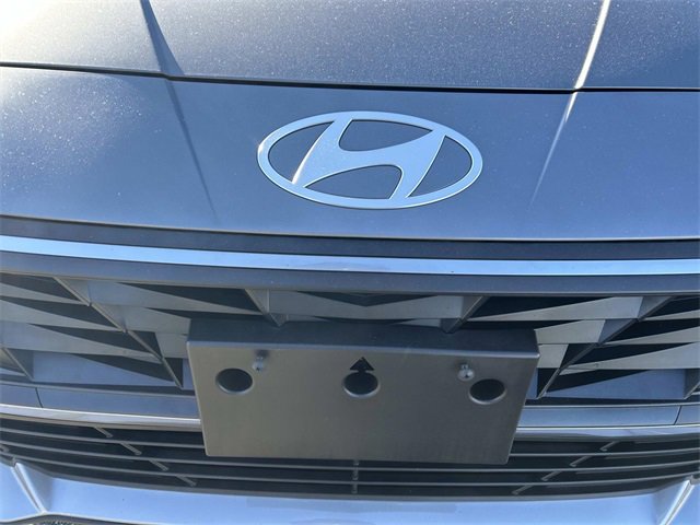 Used 2025 Hyundai Elantra Sport image 18