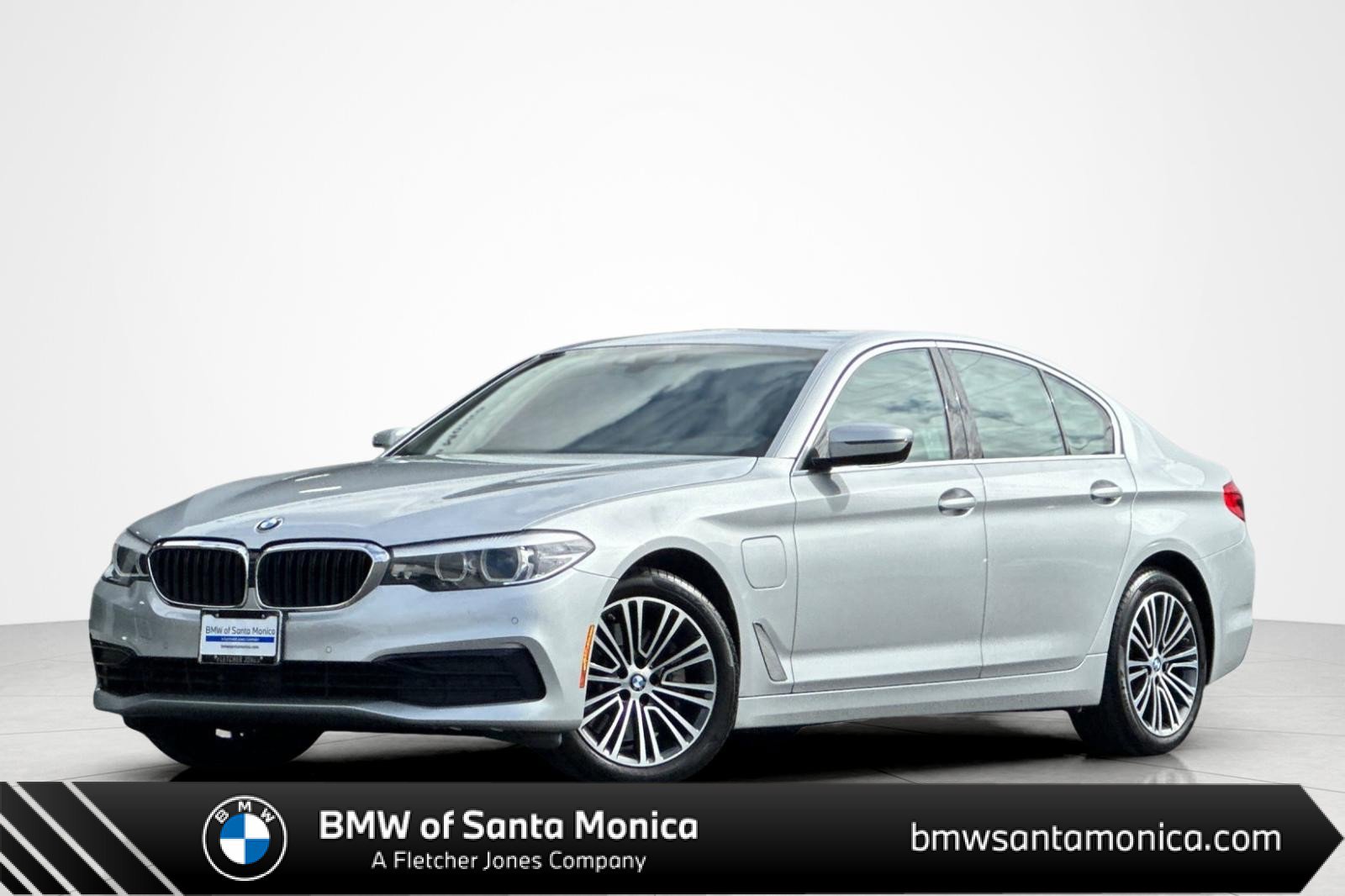 Used 2020 BMW 530e w/ Convenience Package RWD image 1