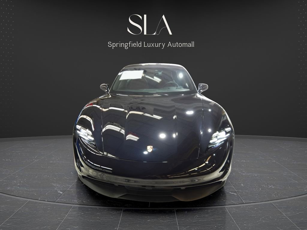 Used 2020 Porsche Taycan 4S image 3