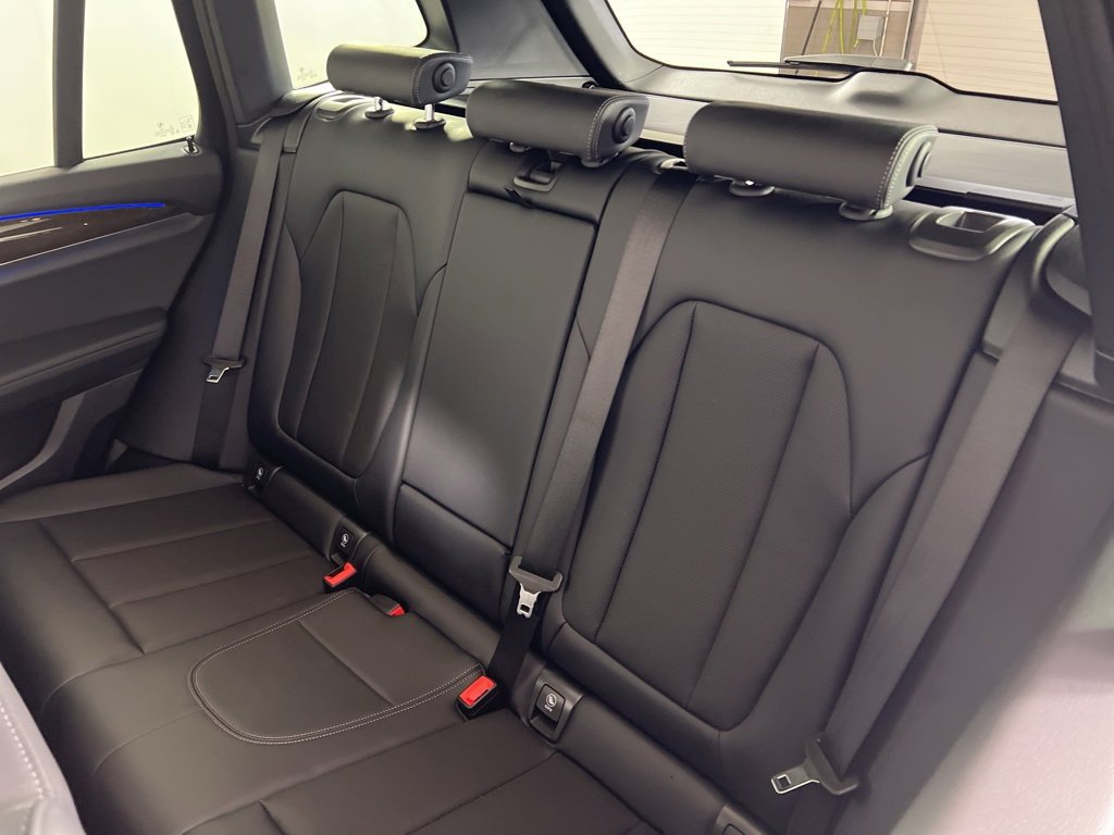 Certified 2023 BMW X3 xDrive30i w/ Premium Package image 37