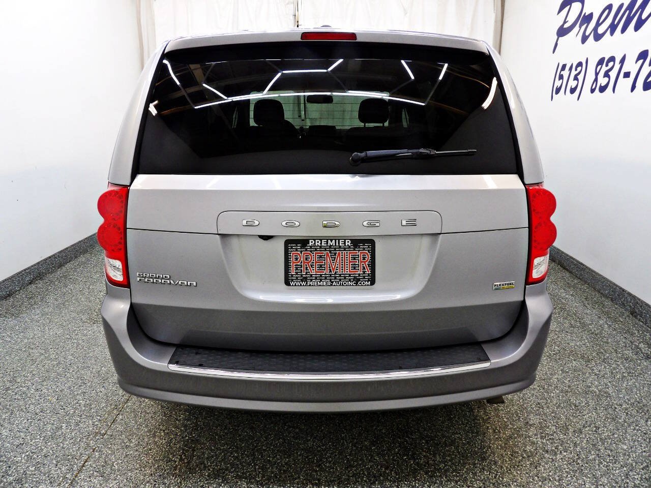 Used 2019 Dodge Grand Caravan SE w/ UConnect Hands-Free Group FWD image 6