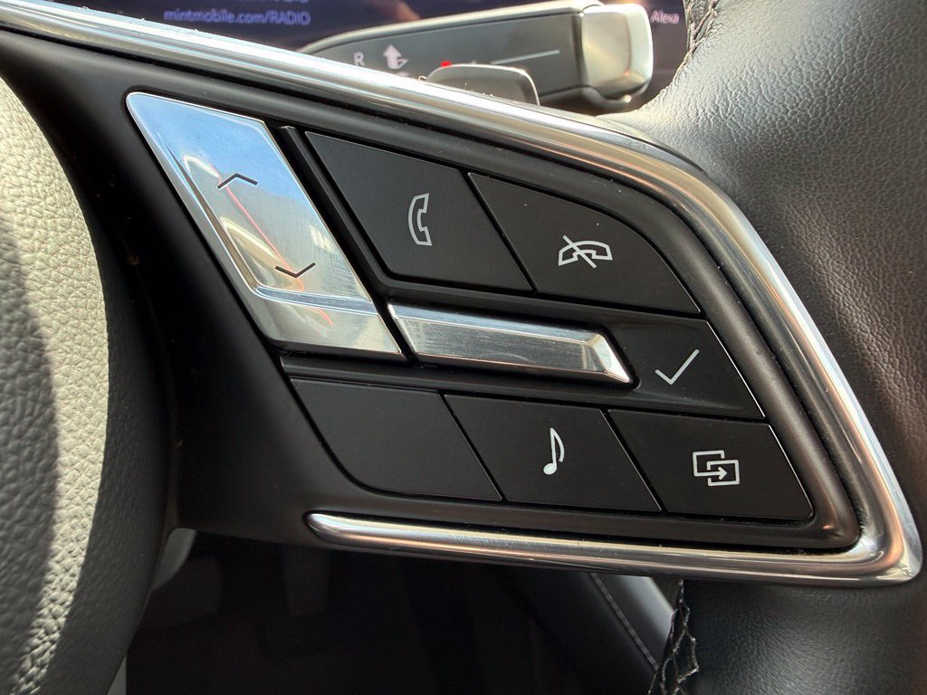 Used 2025 Buick Envision Preferred AWD/4WD image 21