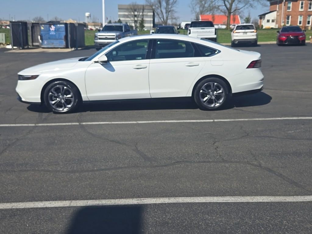 Used 2024 Honda Accord EX-L image 4