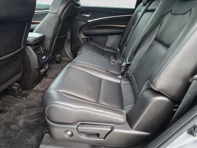 Used 2018 Acura MDX w/ Technology Package FWD image 18