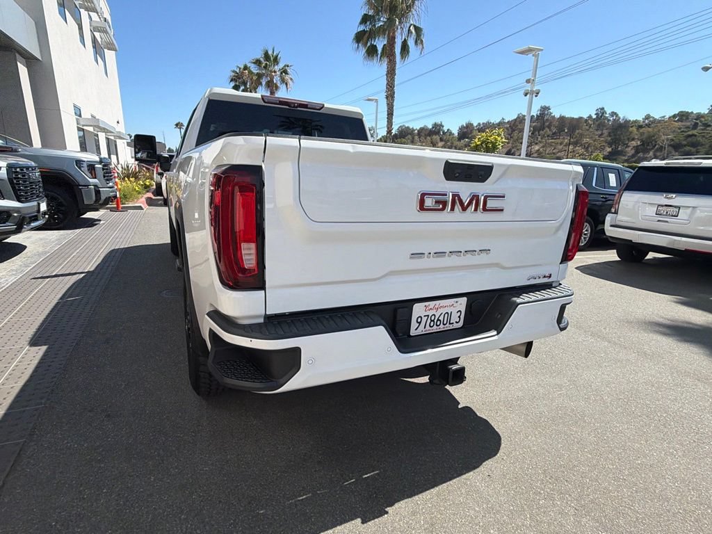 Used 2022 GMC Sierra 2500 AT4 w/ AT4 Premium Plus Package AWD/4WD image 7