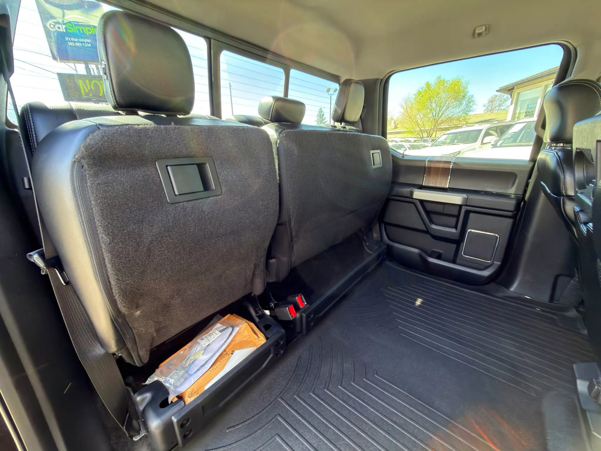 Used 2016 Ford F150 Lariat image 10