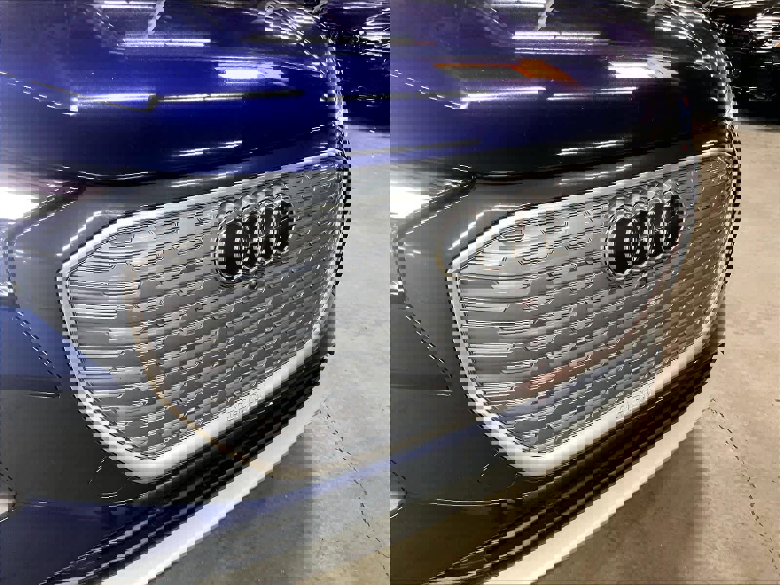 Used 2023 Audi Q4 e-tron Premium Plus w/ Premium Plus image 31