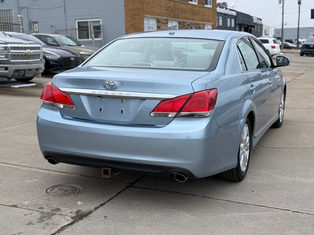 Used 2011 Toyota Avalon image 7