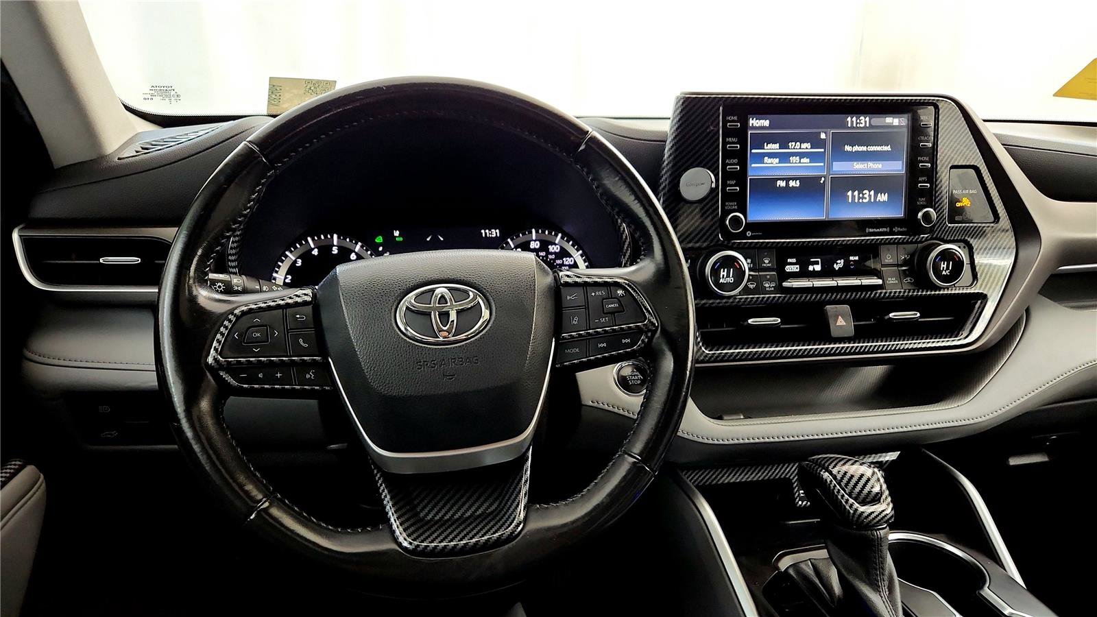 Certified 2022 Toyota Highlander XLE image 29