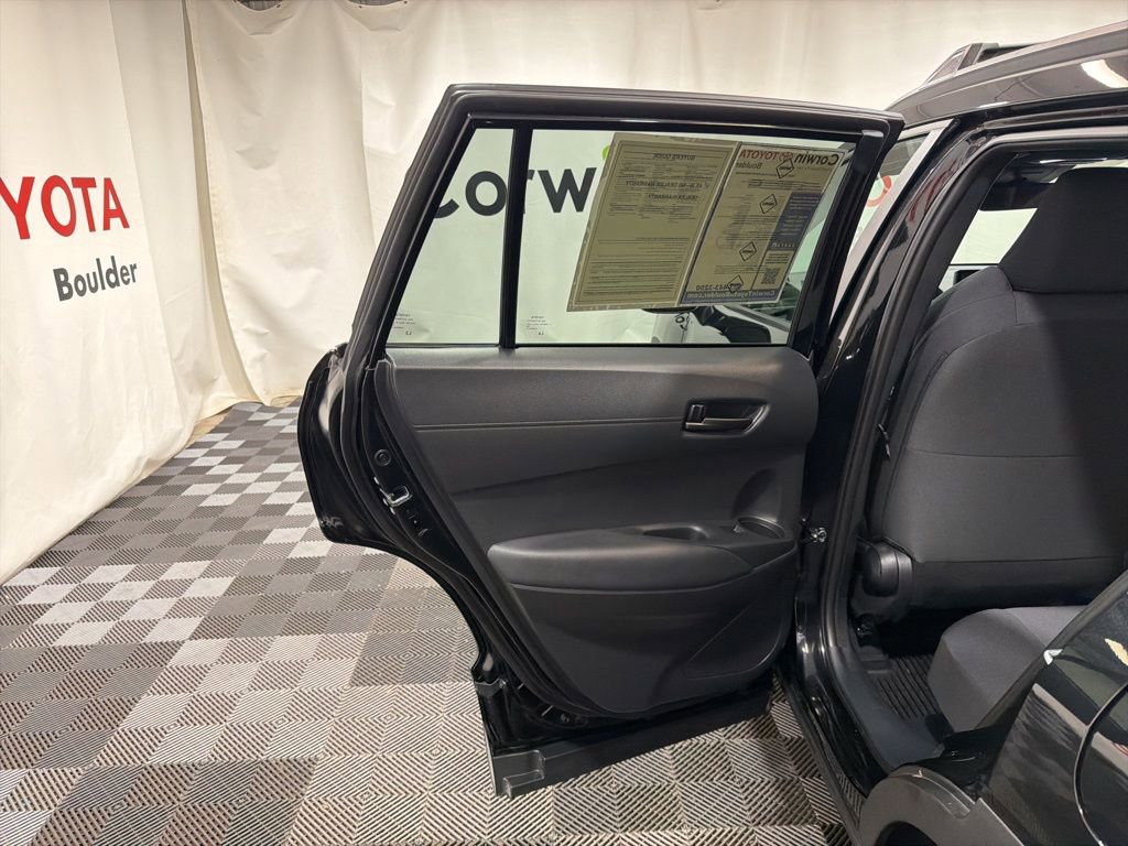 Used 2024 Toyota Corolla Cross AWD Hybrid image 18