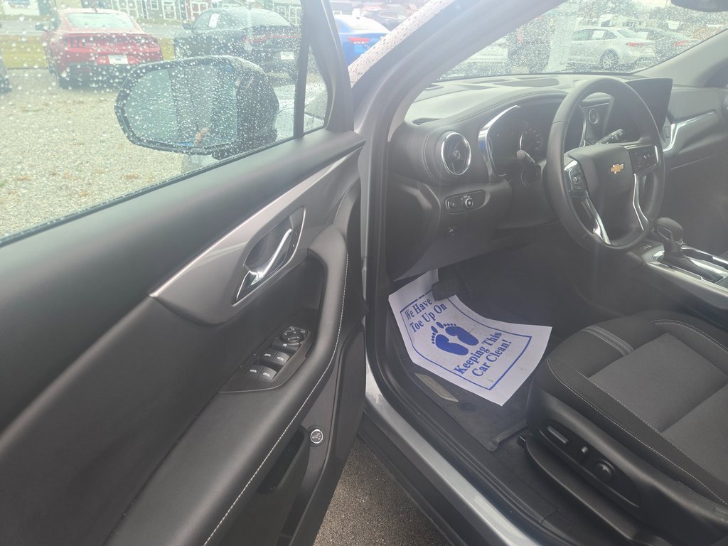 Used 2023 Chevrolet Blazer LT w/ Convenience Package image 6