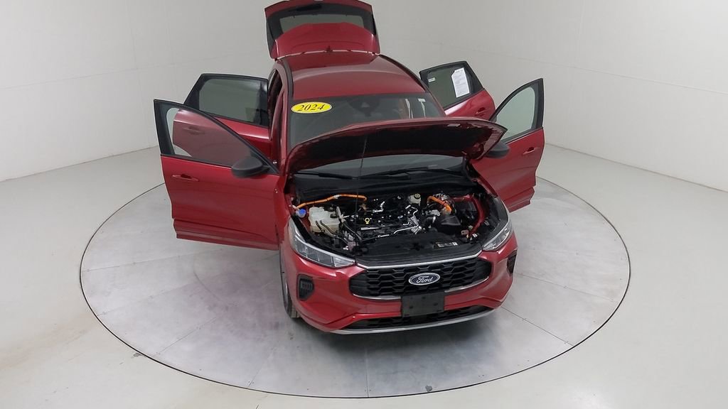 Certified 2024 Ford Escape ST-Line w/ Equipment Group 301A image 44