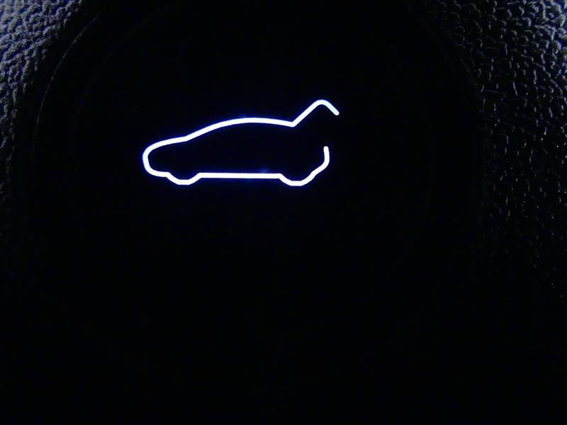 Used 2022 Tesla Model Y Performance image 27