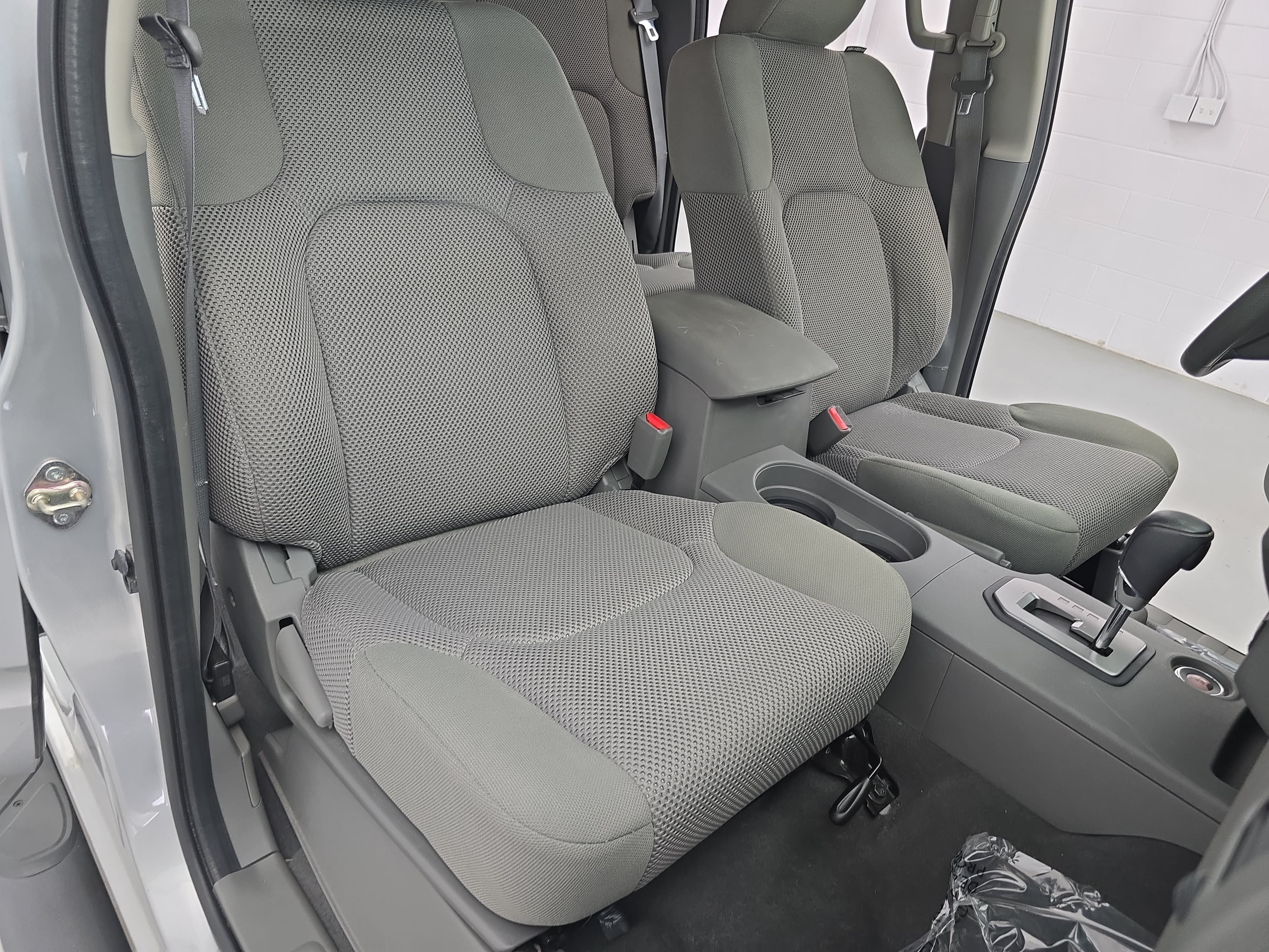 Certified 2020 Nissan Frontier SV RWD image 10