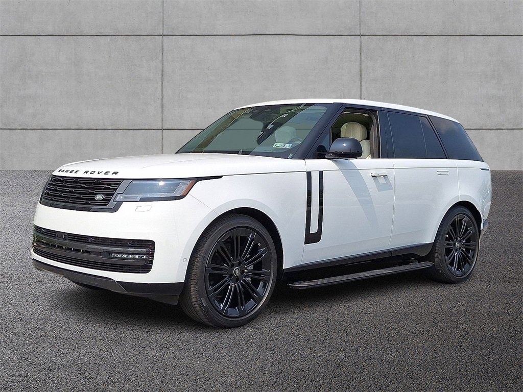 New 2025 Land Rover Range Rover SE