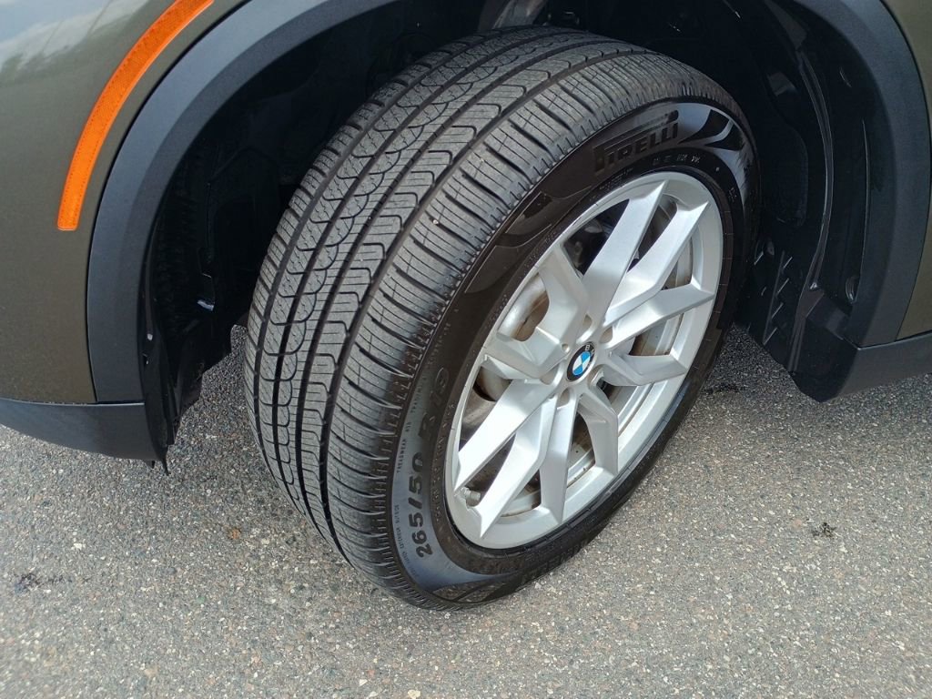 Used 2021 BMW X5 sDrive40i w/ Premium Package RWD image 10