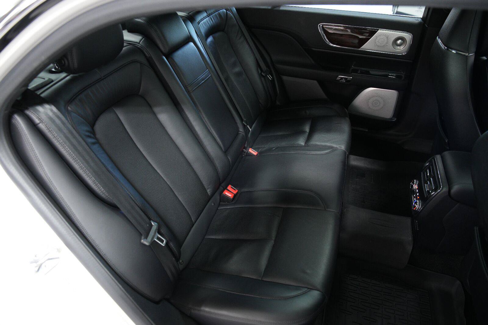 Used 2019 Lincoln Continental Reserve AWD/4WD image 19