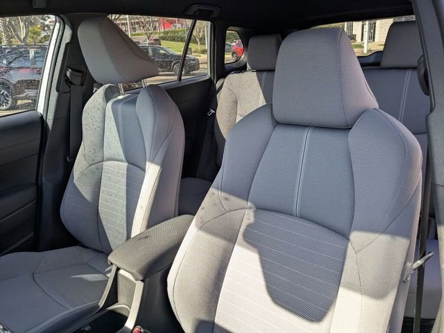Used 2023 Toyota Corolla Cross SE image 26
