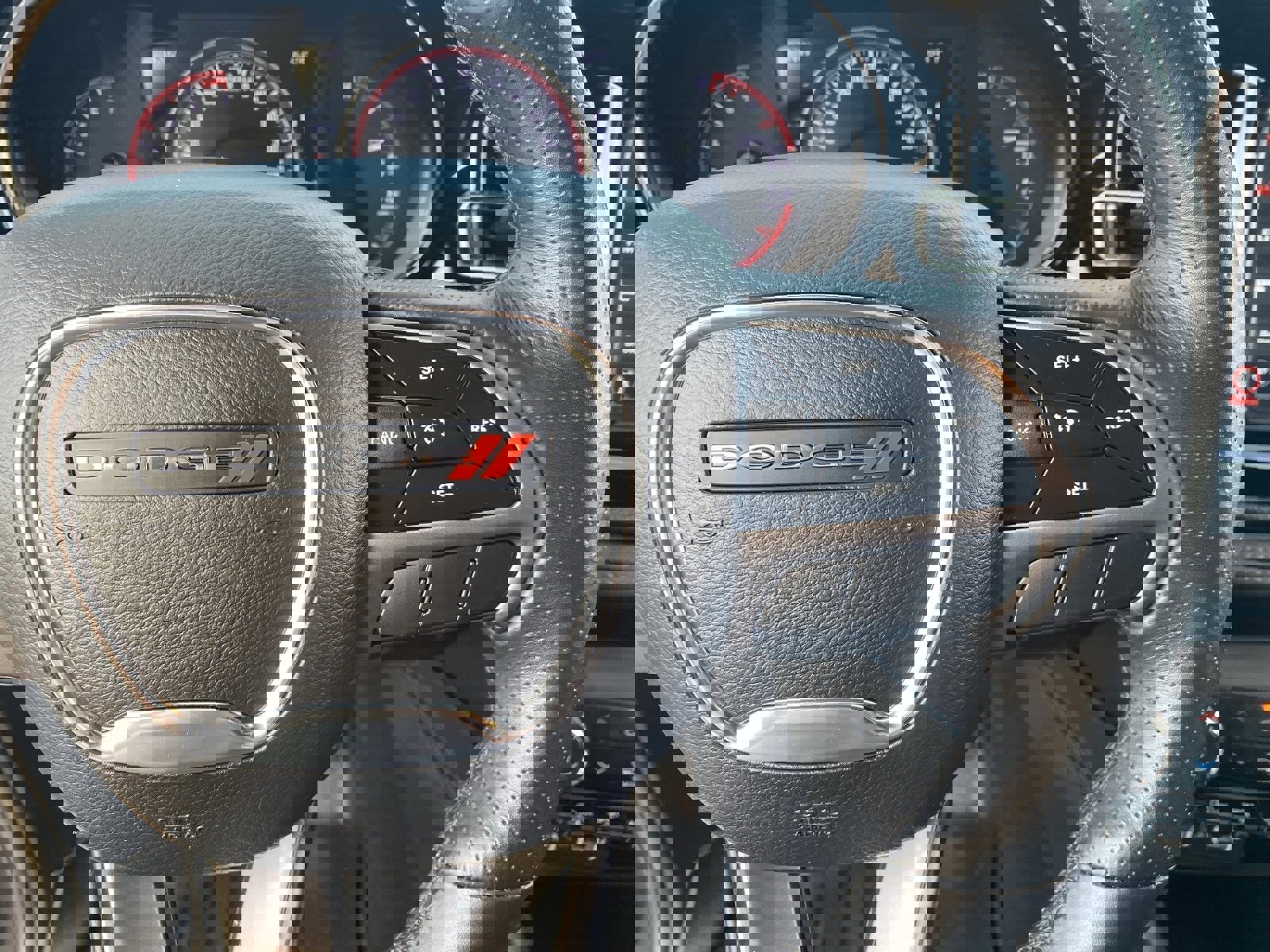 Used 2021 Dodge Durango SXT image 26