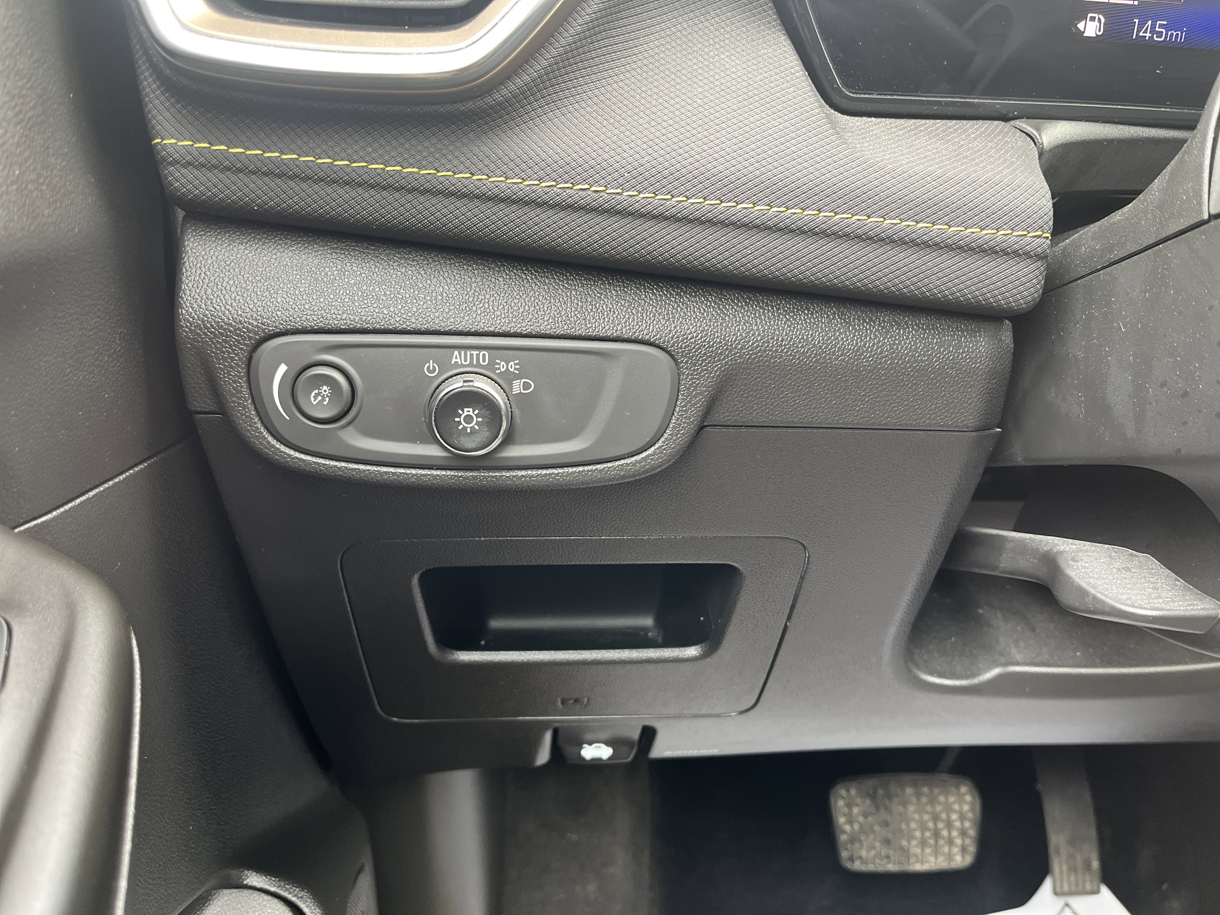 Used 2024 Chevrolet TrailBlazer ACTIV w/ Convenience Package image 22