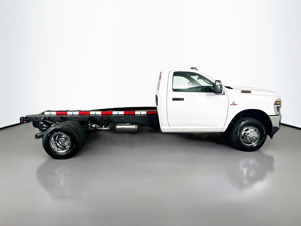 New 2026 RAM 3500 Tradesman w/ Chrome Appearance Group A AWD/4WD image 8