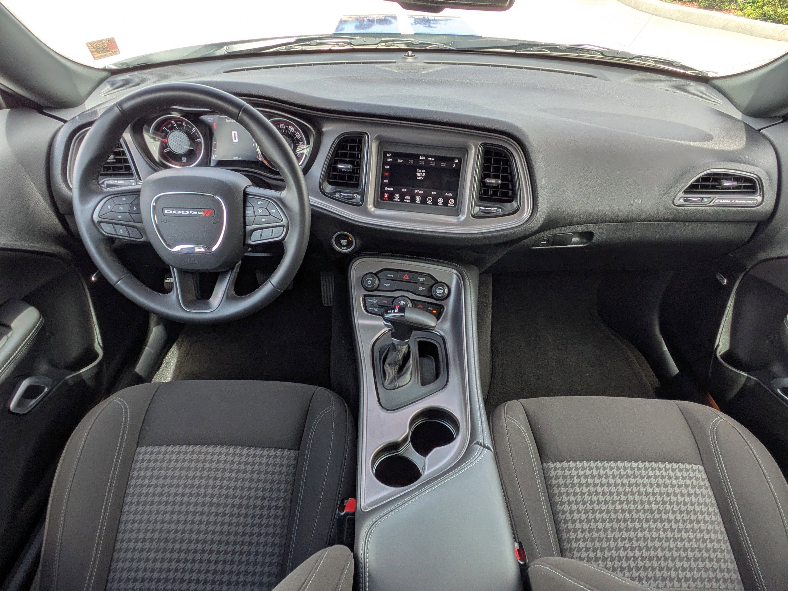 Used 2023 Dodge Challenger SXT image 14