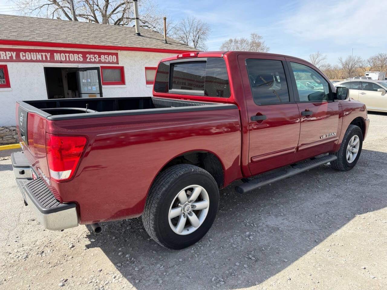 Used 2008 Nissan Titan SE AWD/4WD image 3