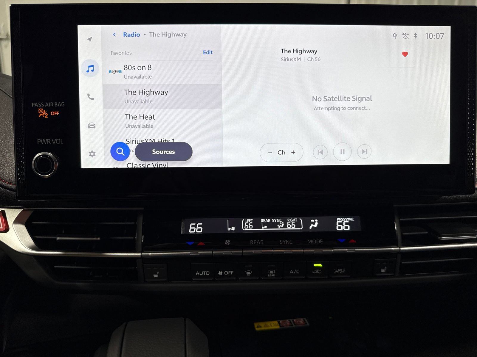 New 2026 Toyota Sienna XSE FWD image 30