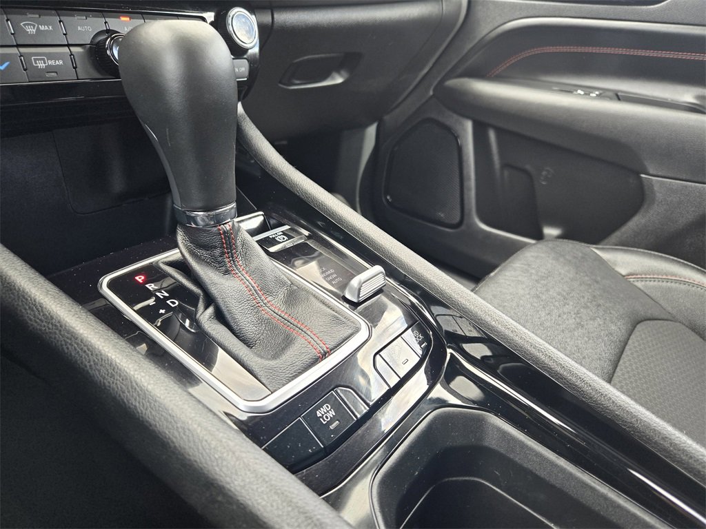 Used 2024 Jeep Compass Trailhawk image 23